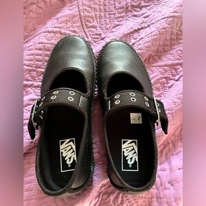 Women’s Size 9 Vans Mary Jane